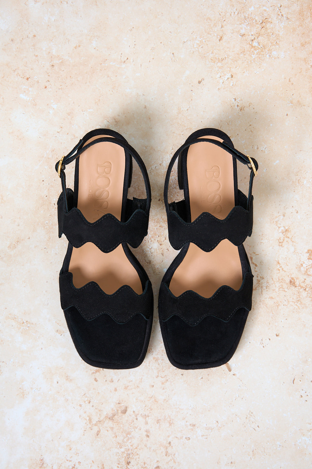Wavy Heel Bossa Black