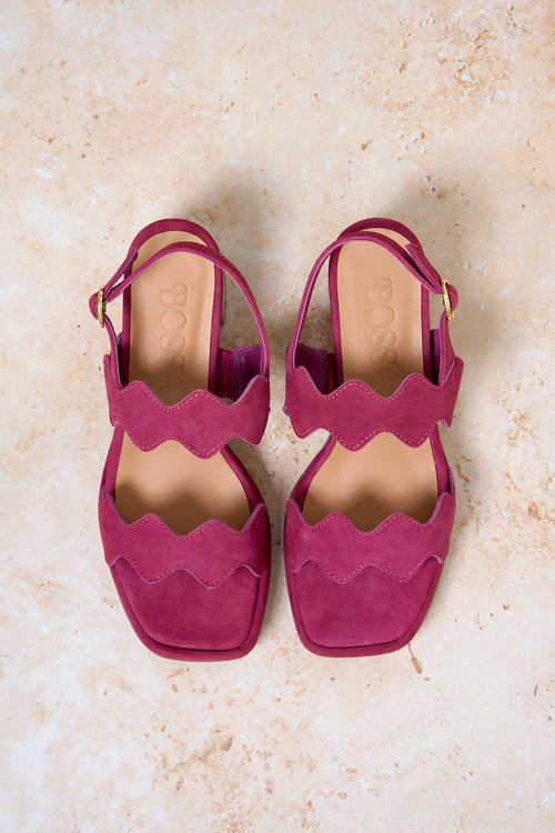 Wavy Heel Pink Guava